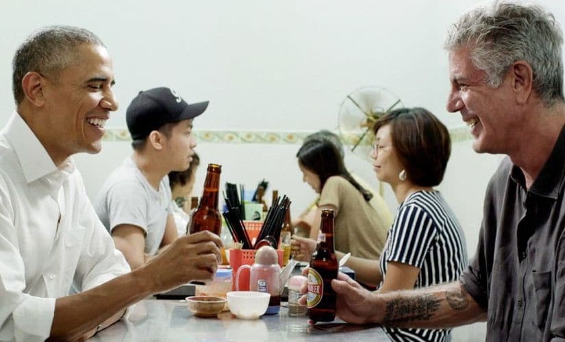 Anthony Bourdain with former US president Barack Obama in an episode of Parts Unknown. Twitter @ObamaHitsBack