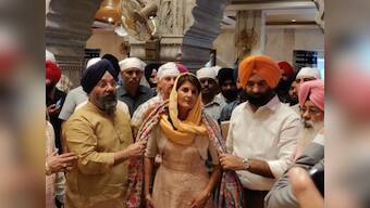 Nikki Haley visits gurdwara in Delhi, takes note of issue of 52 Indian asylum-seekers held in Oregon, US