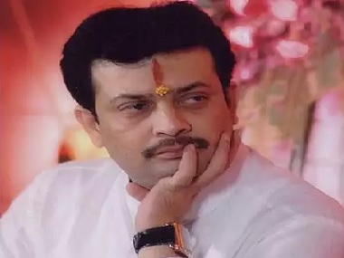 Bhayyuji Maharaj shoots self News Updates: Last rites to take place in Indore, says spiritual leader's ashram Bhayyuji Maharaj shoots self News Updates: Last rites to take place in Indore, says spiritual leader's ashram