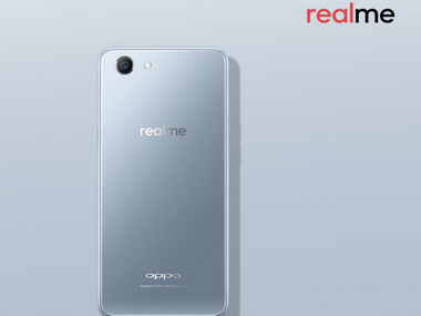 Oppo RealMe 1 limited edition in moonlight silver to go on sale from 18 June Oppo RealMe 1 limited edition in moonlight silver to go on sale from 18 June