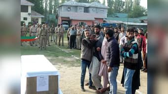 Deaths of Jammu and Kashmir policemen at the hands of militants feeding into unpopularity of extremists in state