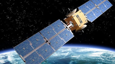 India launches two models of its very own GPS module, Utraq L100 and L110
