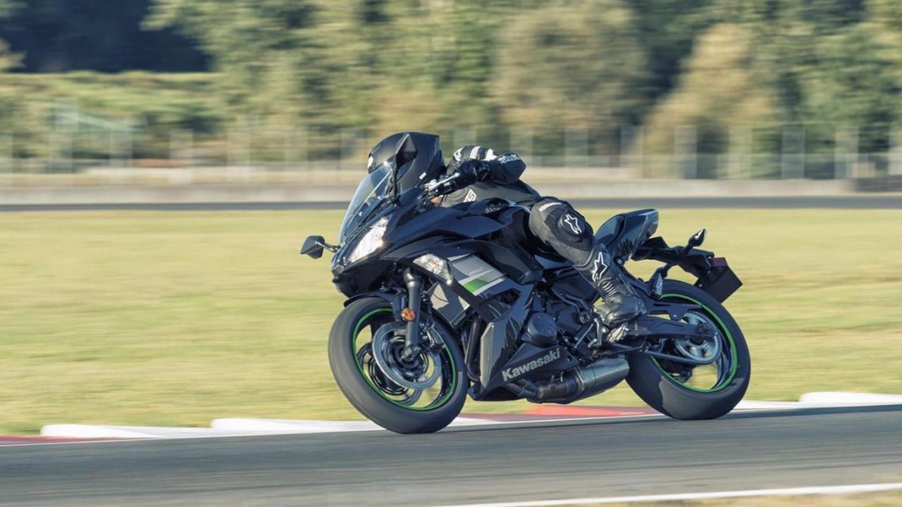 2019 Kawasaki Ninja 650 Black launched in India at Rs 5.49 Lakh ex-showroom 2019 Kawasaki Ninja 650 Black launched in India at Rs 5.49 Lakh ex-showroom
