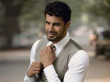 Upen Patel may play Narain Karthikeyan; ace F1 driver's biopic to be bankrolled by 2.0 producers Upen Patel may play Narain Karthikeyan; ace F1 driver's biopic to be bankrolled by 2.0 producers