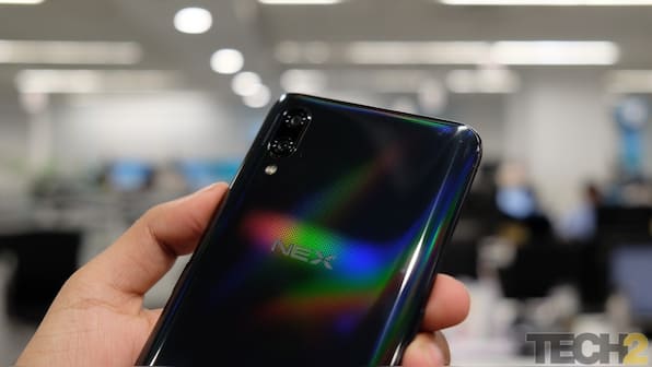 Vivo NEX and V9 being sold for Rs 1,947 during Vivo Freedom Carnival Flash Sale