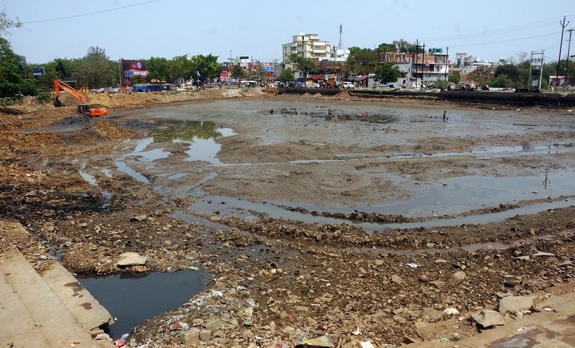 Ongoing renovation work in Karamtoli pond, near Ranchi Press club. Image courtesy Manmohan Singh