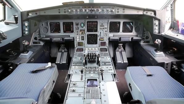 Airplane makers working on tech to reduce number of cockpit crew on long flights