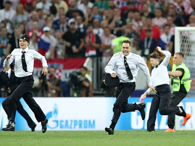 FIFA World Cup 2018: Anit-Kremlin punk band Pussy Riot invade pitch during France-Croatia final FIFA World Cup 2018: Anit-Kremlin punk band Pussy Riot invade pitch during France-Croatia final