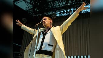 Watch: Arctic Monkeys cover indie rock classic 'Is This It?' by The Strokes at New York show