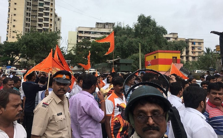 Maratha quota stir: Peaceful protest turns violent; BEST buses attacked, roads in suburban Mumbai blocked
