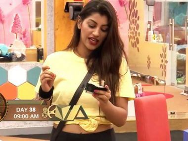 Bigg Boss Tamil 2 weekly updates: Mumtaz, Ponnambalam, Yashika, Mahath face elimination Bigg Boss Tamil 2 weekly updates: Mumtaz, Ponnambalam, Yashika, Mahath face elimination