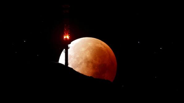 What makes a Blood Moon? The century's longest total lunar eclipse explained