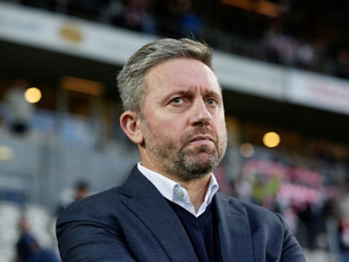 Former player Jerzy Brzeczek named as new head coach of Poland, replaces Adam Nawalka
