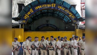 9 more inmates of Mumbai's Byculla jail admitted to JJ Hospital over suspected food poisoning; 104 prisoners affected in past 4 days