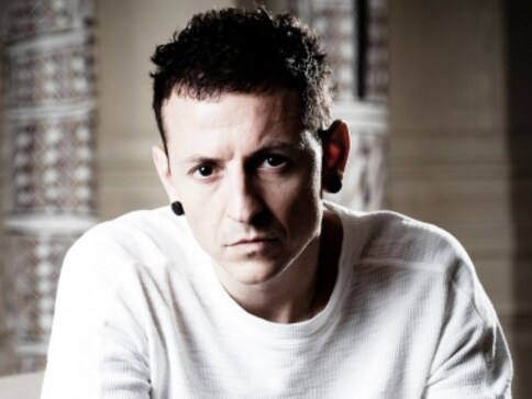 Linkin Park writes tribute to Chester Bennington on frontman's first death anniversary Linkin Park writes tribute to Chester Bennington on frontman's first death anniversary