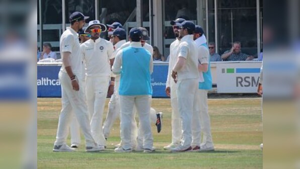 India pacers Ishant Sharma, Umesh Yadav take two wickets apiece as Essex end Day 2 on 237/5, trail by 158