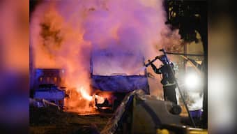 French policeman kills 22-yr-old man in Nantes: Accused officer detained as incident sparks riots across city