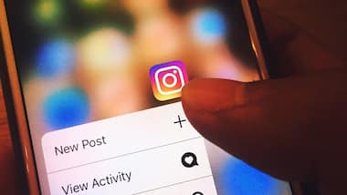 Facebook to soon launch speech recognition and Instagram to get voice messaging