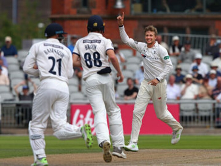 Joe Root warms up for India Test series with four-wicket haul in Yorkshire's win over Lancashire in County Championship