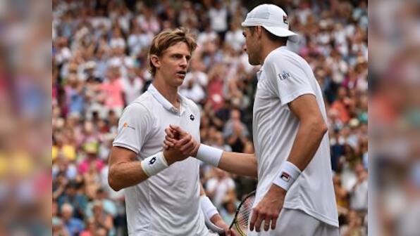 Wimbledon to introduce tie-breaks in final set next year but only when score reaches 12-12 in decider