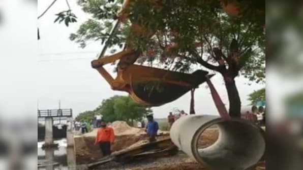 Days after death defying stunts of Gujarat's Kheda villagers crossing canal go viral, work begins to build temporary bridge