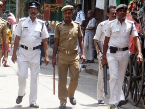 TMC leader Naju Sheikh shot dead in West Bengal's Murshidabad district; police on lookout for bike-borne assailants TMC leader Naju Sheikh shot dead in West Bengal's Murshidabad district; police on lookout for bike-borne assailants