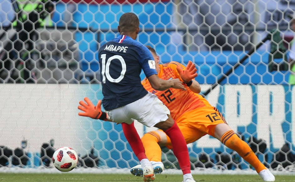 France's first test in the knockout rounds came against an underwhelming Argentina side that qualified by the skin of their teeth. France got off to a good start, but soon went behind after Argentina rallied score twice in quick succession. AFP France's first test in the knockout rounds came against an underwhelming Argentina side that qualified by the skin of their teeth. France got off to a good start, but soon went behind after Argentina rallied score twice in quick succession. AFP