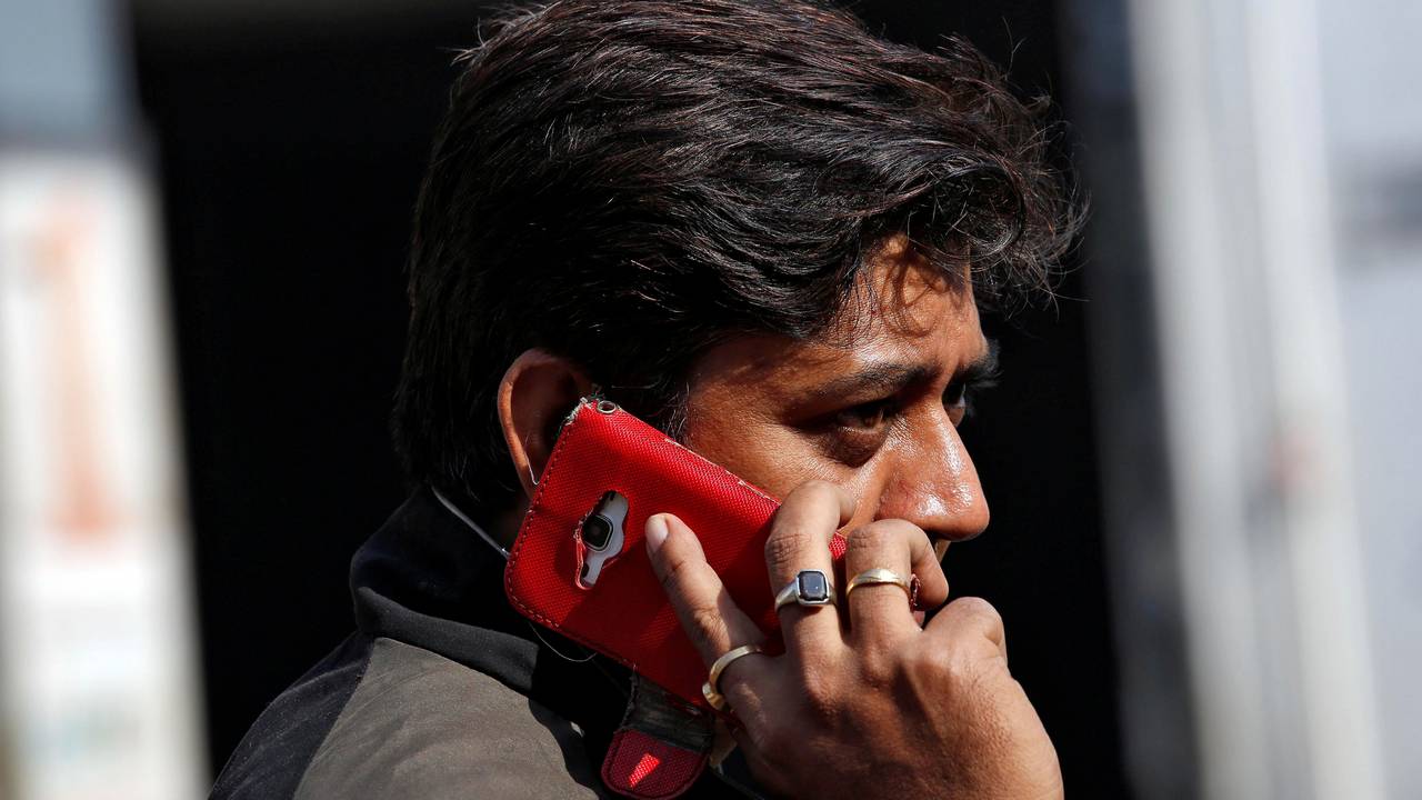 Government launches portal that will help you track your lost phone: How it works - Firstpost