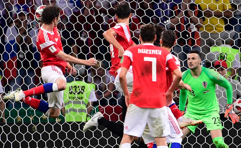 Russia's Denis Cheryshev opened the scoring in the 31st minute with a spectacular strike, but Croatia equalised eight minutes later through Andrej Kramaric. The score was tied at the end of regular time, leading to extra time, during which Domagoj Vida and Mario Fernandes scored for each side to take it into penalties at 2-2. AFP Russia's Denis Cheryshev opened the scoring in the 31st minute with a spectacular strike, but Croatia equalised eight minutes later through Andrej Kramaric. The score was tied at the end of regular time, leading to extra time, during which Domagoj Vida and Mario Fernandes scored for each side to take it into penalties at 2-2. AFP