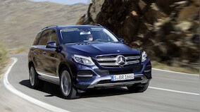 2019 Mercedes-Benz GLE SUV interior sketches reveal massive dashboard displays