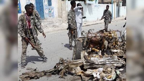 Firing, twin blasts outside Somalian presidential palace injure several civilians, kill 3 militants; Shabaab claims attack