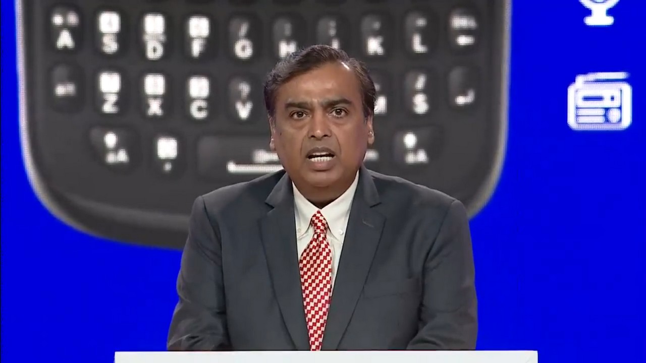 Reliance to create a new hybrid online-to-offline commerce platform: Mukesh Ambani Reliance to create a new hybrid online-to-offline commerce platform: Mukesh Ambani