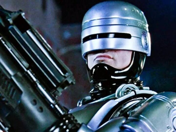 RoboCop returns with District 9 director Neil Blomkamp to helm reboot; original writers also on board