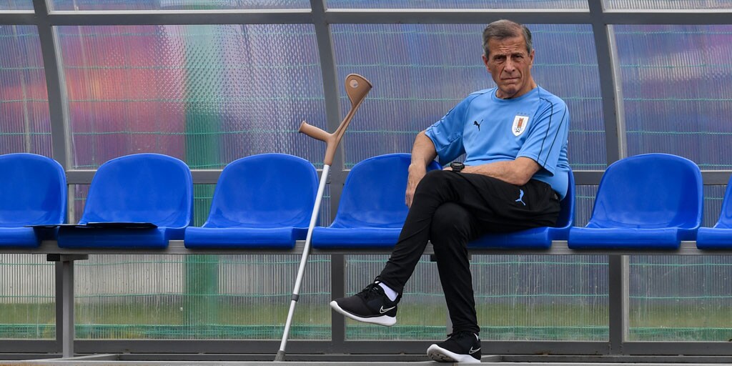 Uruguay&#39;s 71-year-old coach Oscar Tabarez signs contract extension until  2022 World Cup despite failing health-Sports News , Firstpost