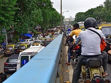 Mumbai’s Parel flyover opens for motorists again after BMC conducts 48-hour repair work to fix burst pipeline Mumbai’s Parel flyover opens for motorists again after BMC conducts 48-hour repair work to fix burst pipeline