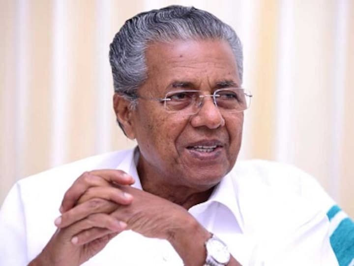 Knife-wielding man arrested after threatening to commit suicide in front of Kerala CM Pinarayi Vijayan