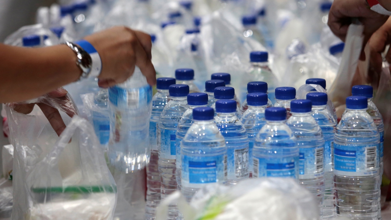 Recycling all the world's plastic could buy you Apple, Microsoft and the NFL Recycling all the world's plastic could buy you Apple, Microsoft and the NFL