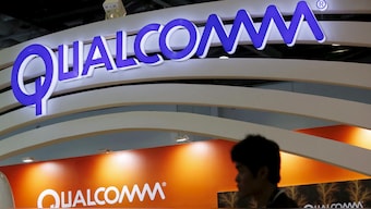 China could ban sale of older Apple iPhones for allegedly violating Qualcomm's patent