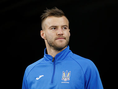 Premier League: West Ham United sign forward Andriy Yarmolenko on four-year deal from Borussia Dortmund Premier League: West Ham United sign forward Andriy Yarmolenko on four-year deal from Borussia Dortmund