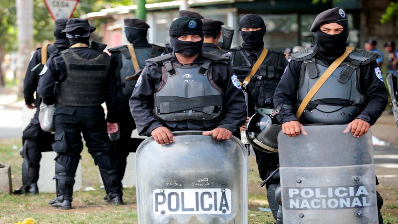 Nicaragua unrest: Daniel Ortega defends parapolice violence against ...