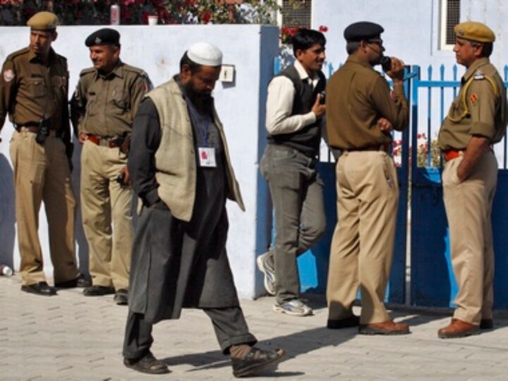 25 injured after portion of stadium in Rajasthan's Sri Ganganagar caves in; Vasundhara Raje orders inquiry