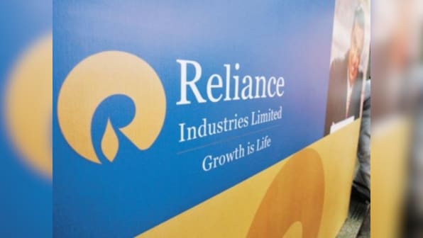 Fitch Ratings raises Reliance Industries outlook to positive on company's zero net-debt announcement