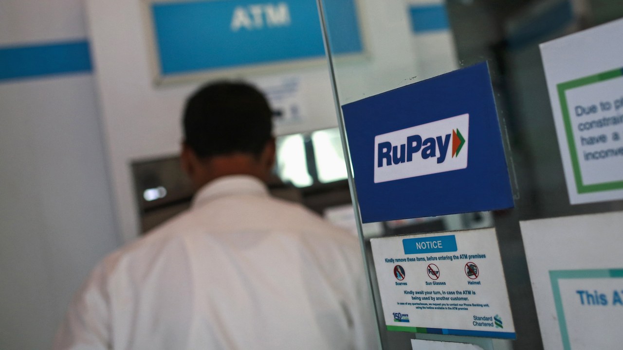 India plans to ask e-commerce, social media firms to store customer data locally India plans to ask e-commerce, social media firms to store customer data locally