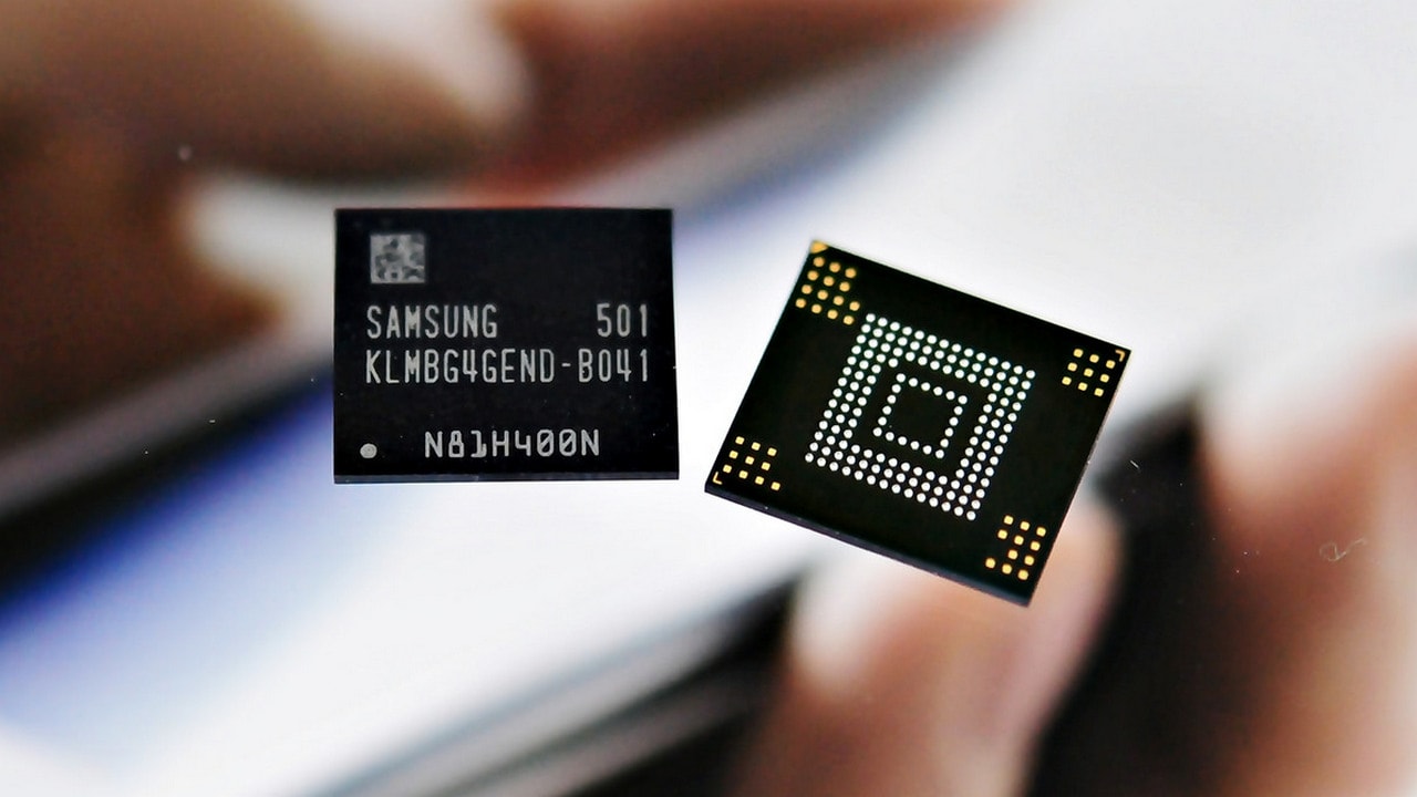 Встроенная память самсунг. Чипы памяти Samsung. NAND чип. Память смартфона. NAND Flash Samsung.
