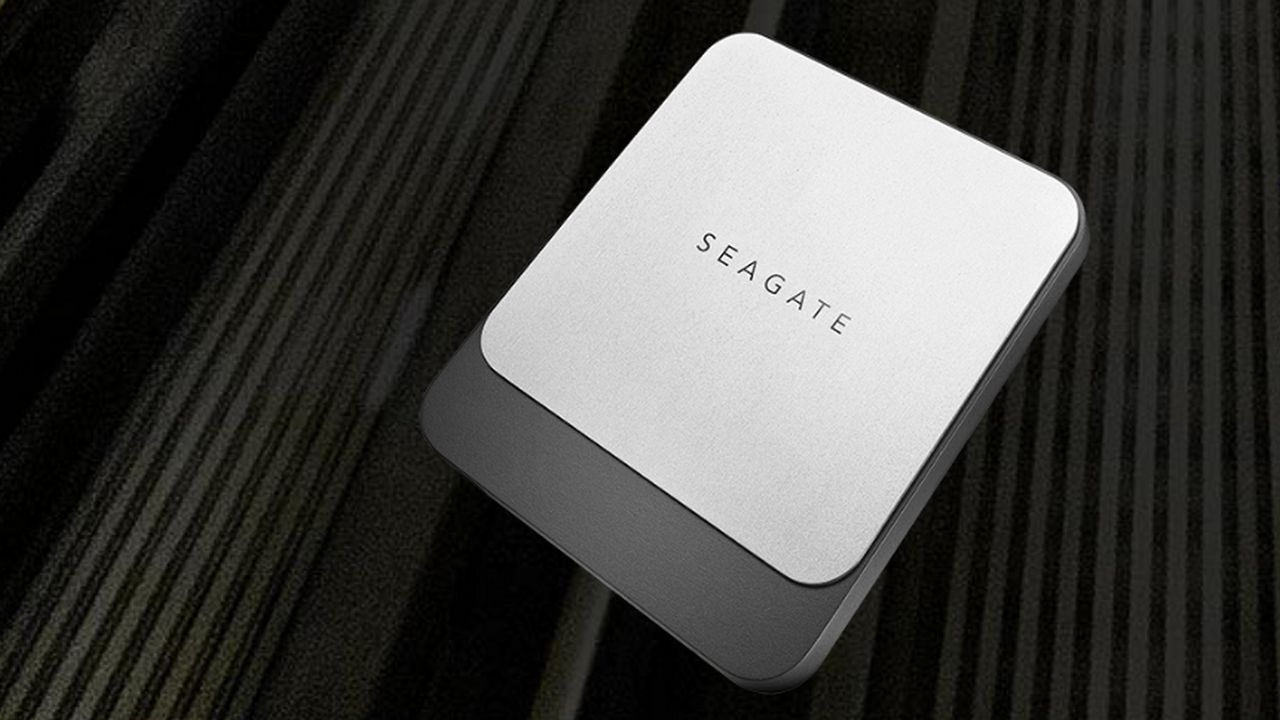 Seagate Fast SSD launched in India with prices starting at Rs 8,990 for 250 GB Seagate Fast SSD launched in India with prices starting at Rs 8,990 for 250 GB