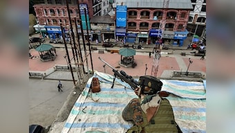 Security forces lay siege to Srinagar's Lal Chowk, launch cordon and search operations to crack down on hidden militants