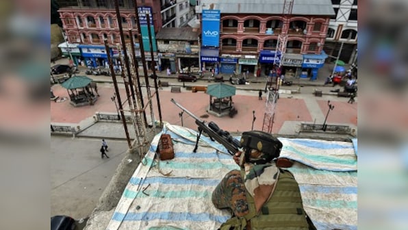 Security forces lay siege to Srinagar's Lal Chowk, launch cordon and search operations to crack down on hidden militants