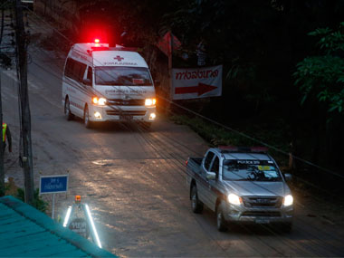 Thailand cave rescue: 4 more boys brought out Monday are 'safe and conscious'; 5 still trapped inside as locals pray to the rain gods Thailand cave rescue: 4 more boys brought out Monday are 'safe and conscious'; 5 still trapped inside as locals pray to the rain gods