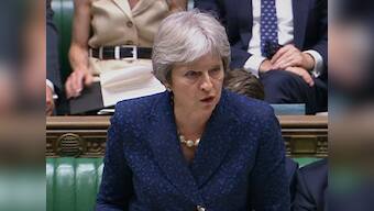 Theresa May warns of 'no Brexit at all' if Cabinet refuses to back her plan for friction-free movement of goods