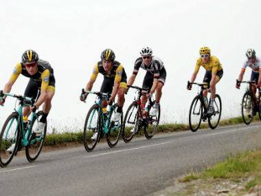 Tour de France 2018: Geraint Thomas stretches yellow jersey lead as Slovenia's Primoz Roglic wins 19th stage